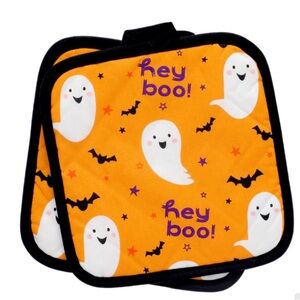 NWT Set of 2 Halloween Themed “Hey Boo” Ghost Pot Holders Hot Pads